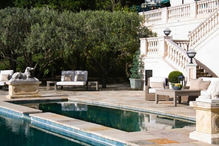 Robin Williams, Villa of Smiles