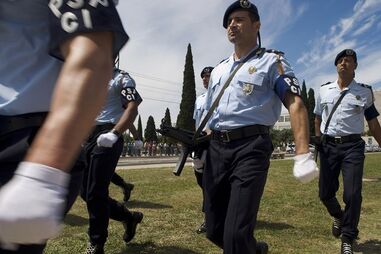 PSP, Ano Novo, Natal, Peixoto Rodrigues, Paulo Rodrigues, Henrique Figueiredo, presidente, Sindicato Nacional de Oficiais, polícia, metralhadoras