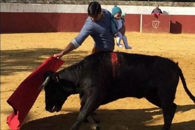 Francisco Rivera Ordoñez, filha, colo, tourada, tourear