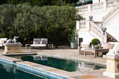 Robin Williams, Villa of Smiles