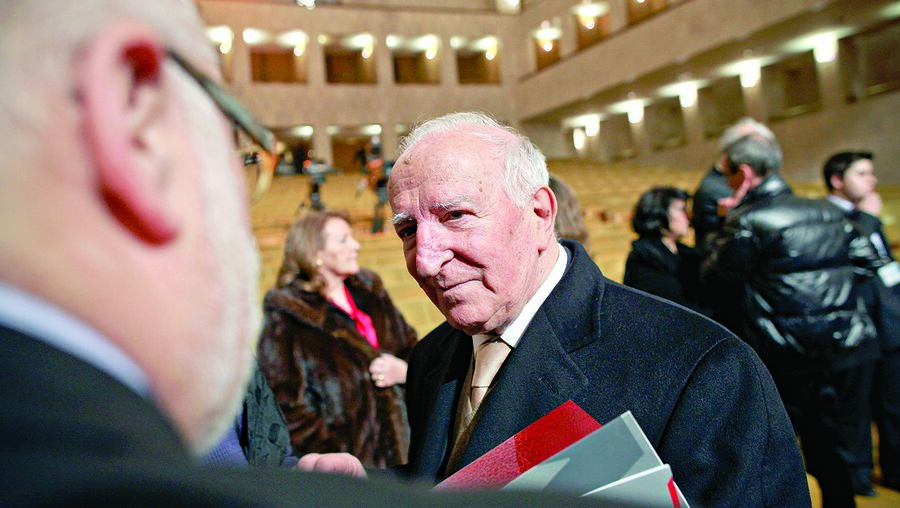 Ensaísta Eduardo Lourenço, de 92 anos, foi o escolhido pelo júri do Prémio Vasco Graça Moura  