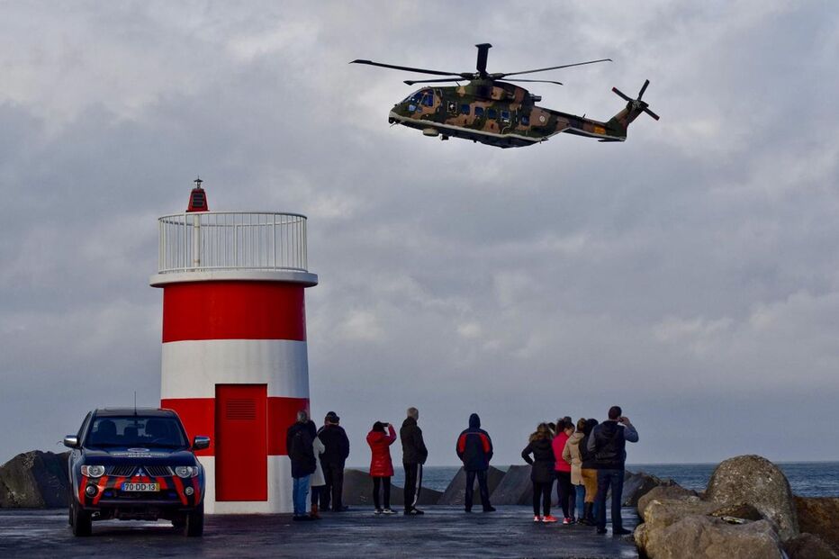 Nazaré, Salva Vidas, autoridades locais
