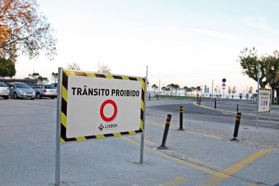 Câmara de Lisboa, Cais do Sodré, Avenida Ribeira das Naus