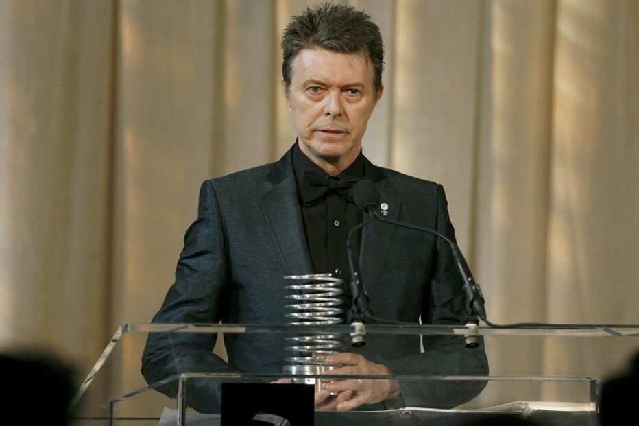 David Bowie, Reino Unido, cancro, música