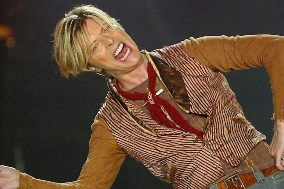 David Bowie, Reino Unido, cancro, música