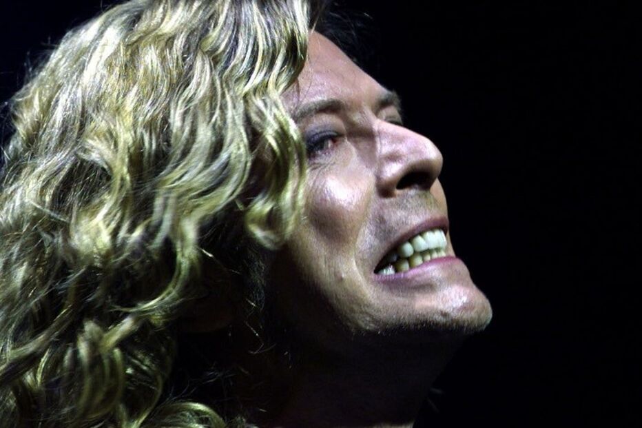 David Bowie, Reino Unido, cancro, música