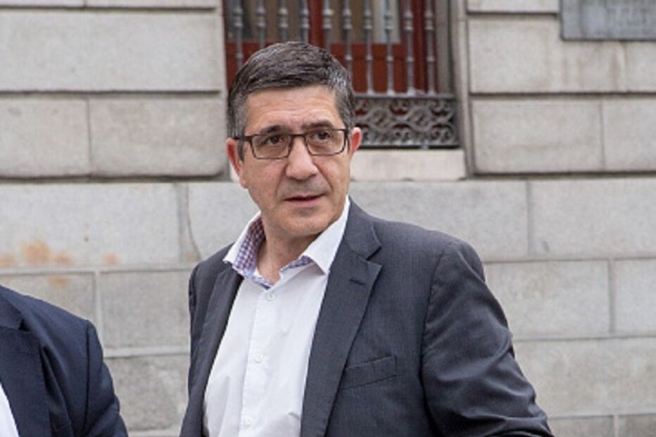 Patxi López, presidente do Congresso dos Deputados, Governo