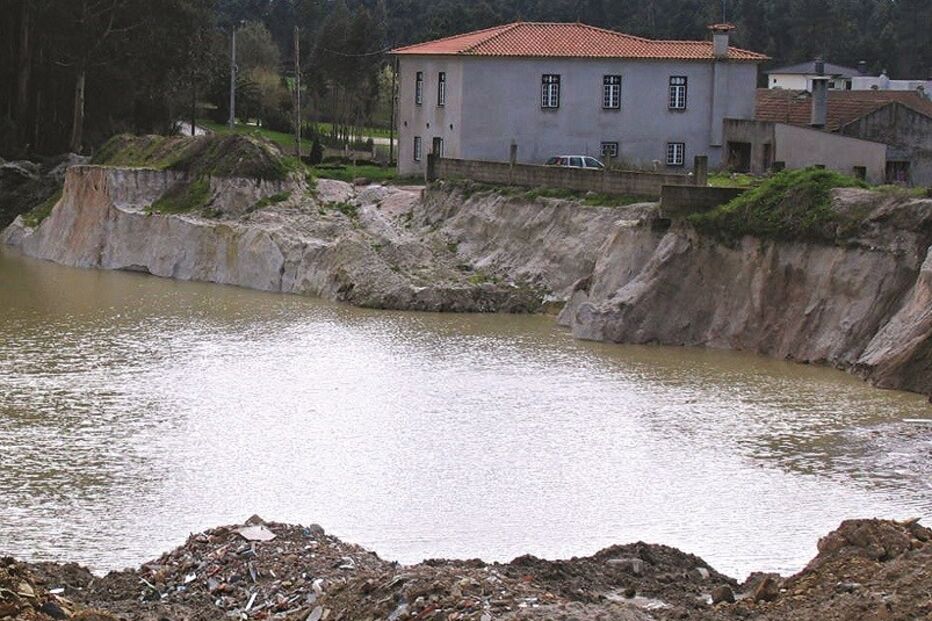 Caulino, freguesias, dívidas,Vila Seca, Milhazes, Mibal – Minas de Barqueiros SA