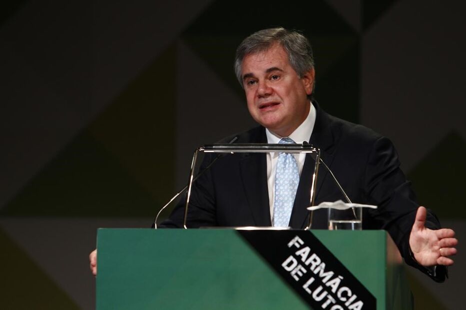 Ordem dos Farmacêuticos, PGR, Viva Melhor, Calcitrin, difamação, saúde, indústria e produtos químicos