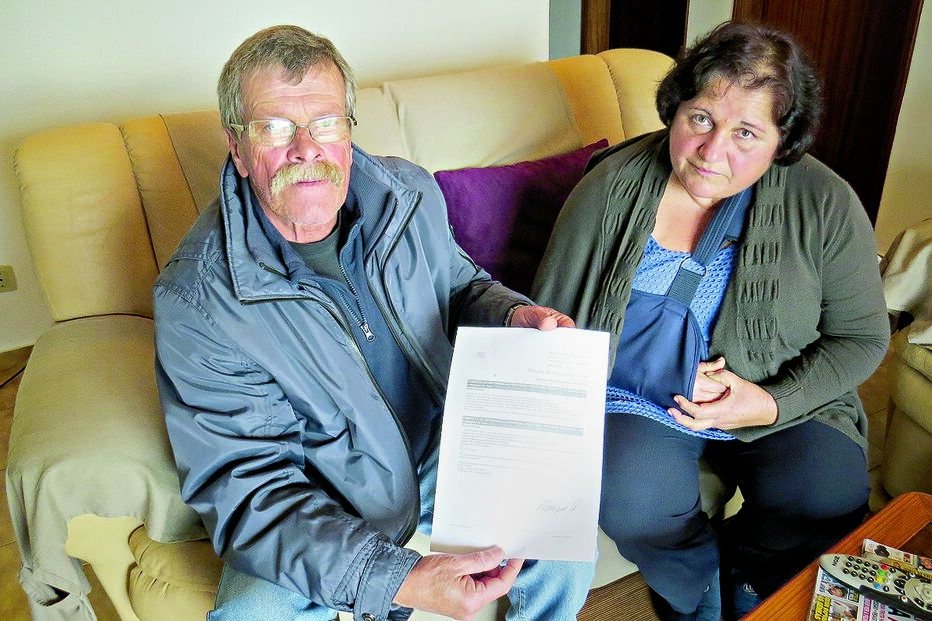 operação, queda, escola, Otília Biló, Câmara de Albufeira, Isidoro Biló, Açoreana