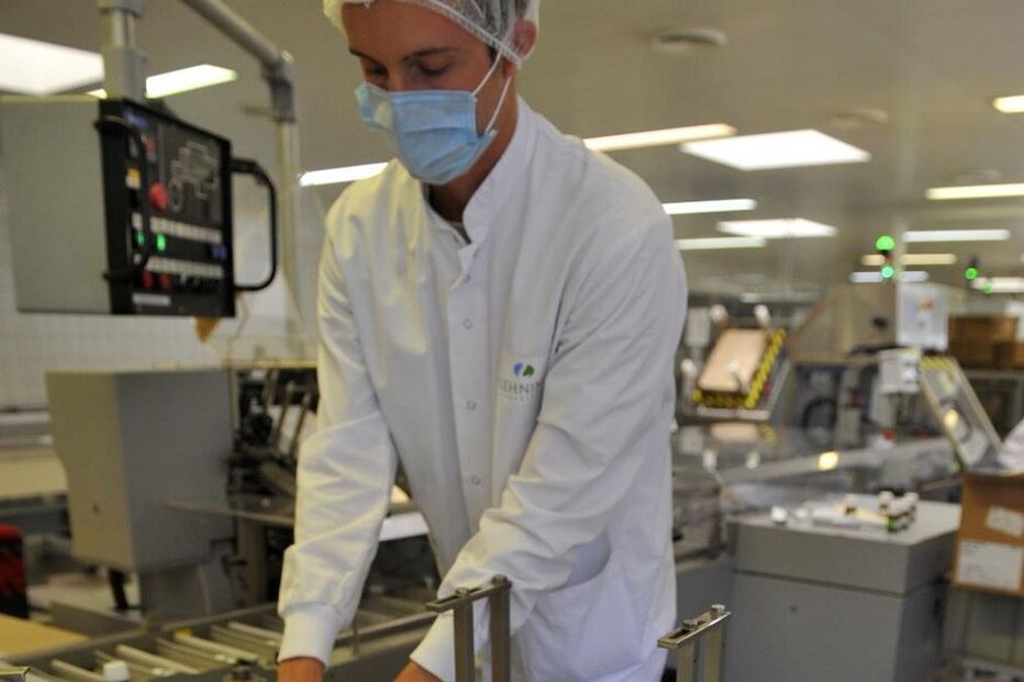 ensaios, hospitais, farmacêuticas, saúde, risco, mortes