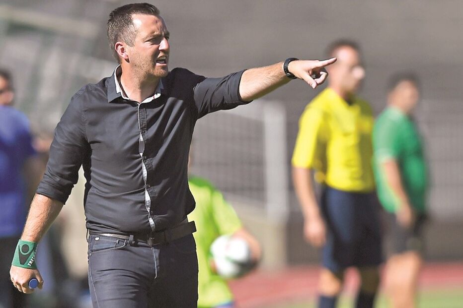 atletas, aflitos, refeições, Viseu, futebol, clube, Académico de Viseu, II Liga, Ricardo Chéu