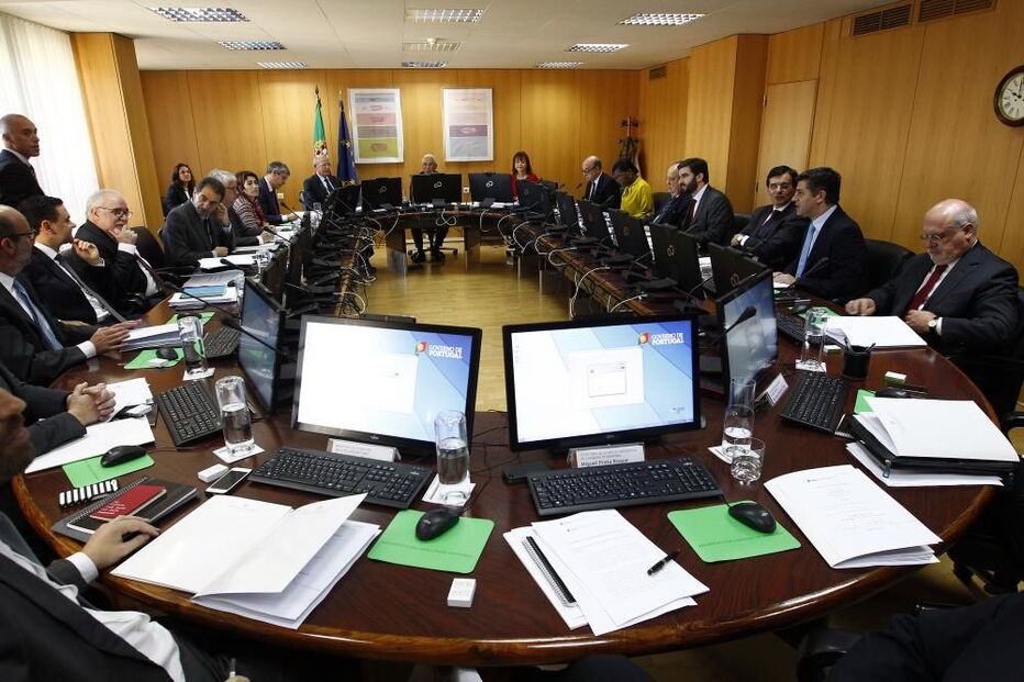 Governo, Orçamento do Estado, défice, Conselho de Ministros, economia, negócios e finanças