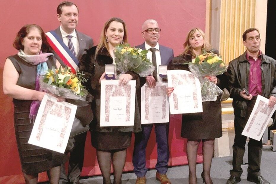 24-01-2016_05_42_20 13 frança.jpg