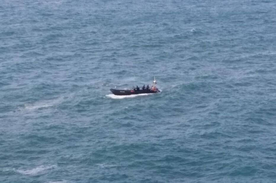 pescador, queda, Odemira, Polícia Marítima, praia do Touril, Zambujeira do Mar, Nazário Viana, Bombeiros de Odemira, hospital do Litoral Alentejano, salvamento, ferido grave