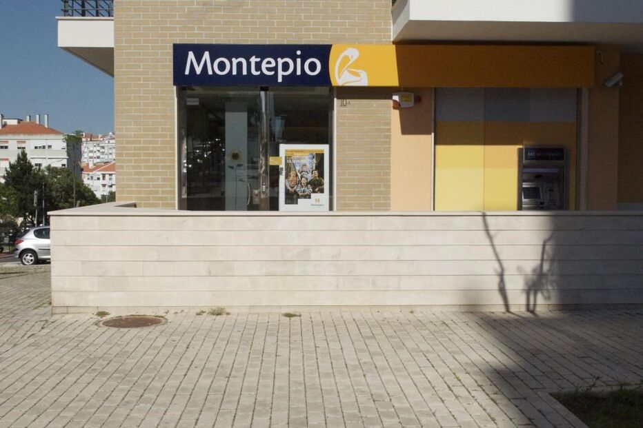 Caixa Económica Montepio Geral, Montepio, Comissão do Mercado de Valores Mobiliários, mercado e câmbios
