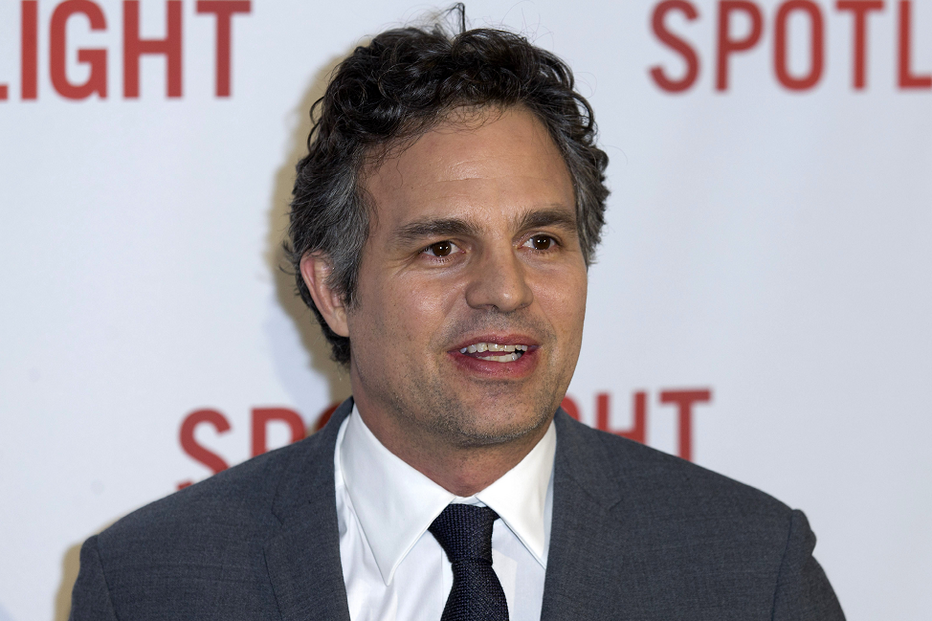 25-01-2016_18_05_42 Mark Ruffalo.png