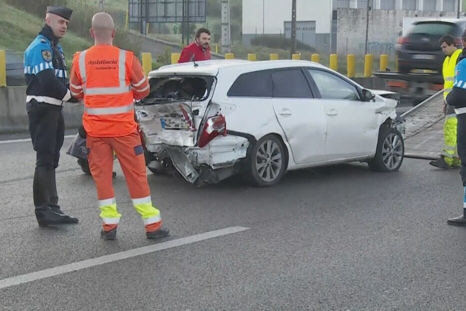 acidente a8