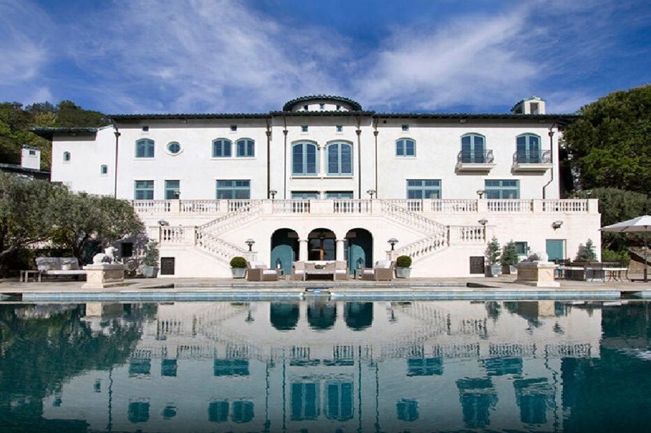 Robin Williams, Villa of Smiles