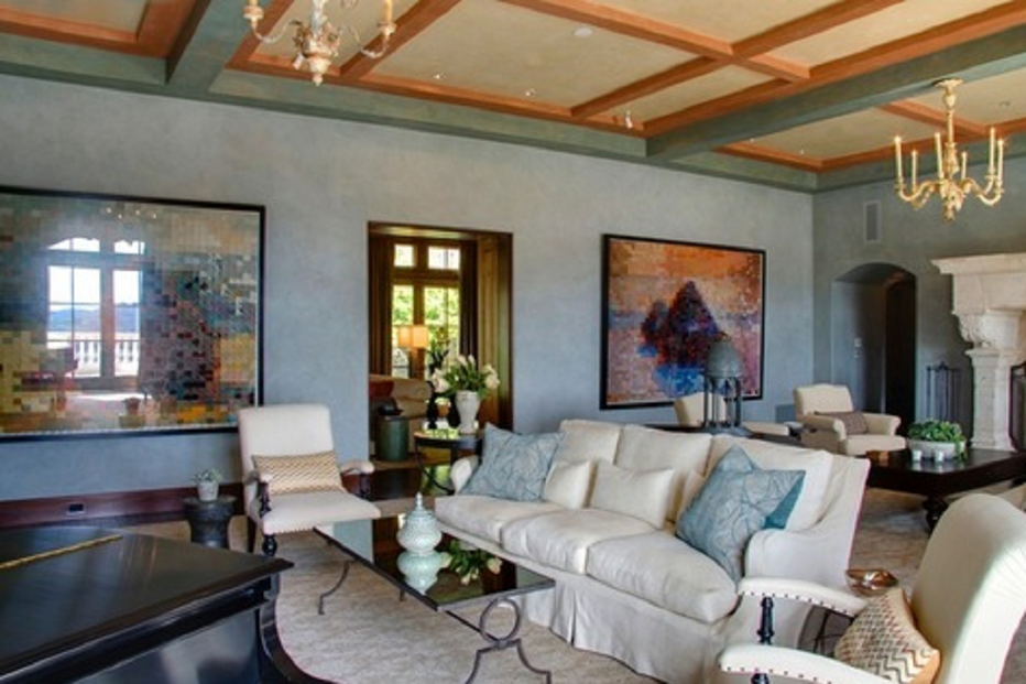 Robin Williams, Villa of Smiles