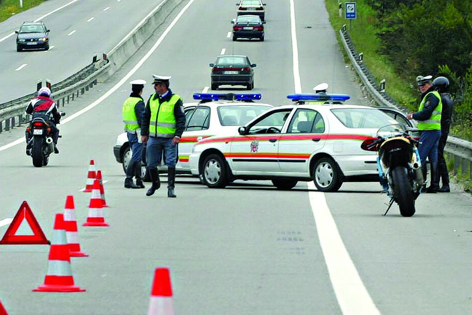 Conduz moto durante 17 anos sem ter carta 