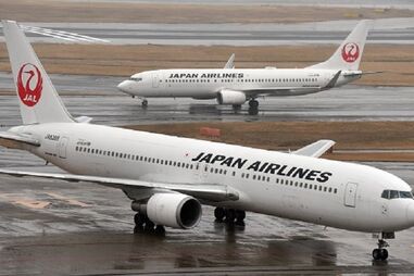 Japão vai exigir que as companhias aéreas neguem o embarque aos viajantes que não tenham uma destas autorizações