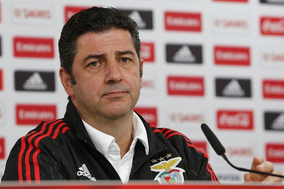 Rui Vitória, Benfica, Lisandro, Luisão, Belenenses, desporto, futebol