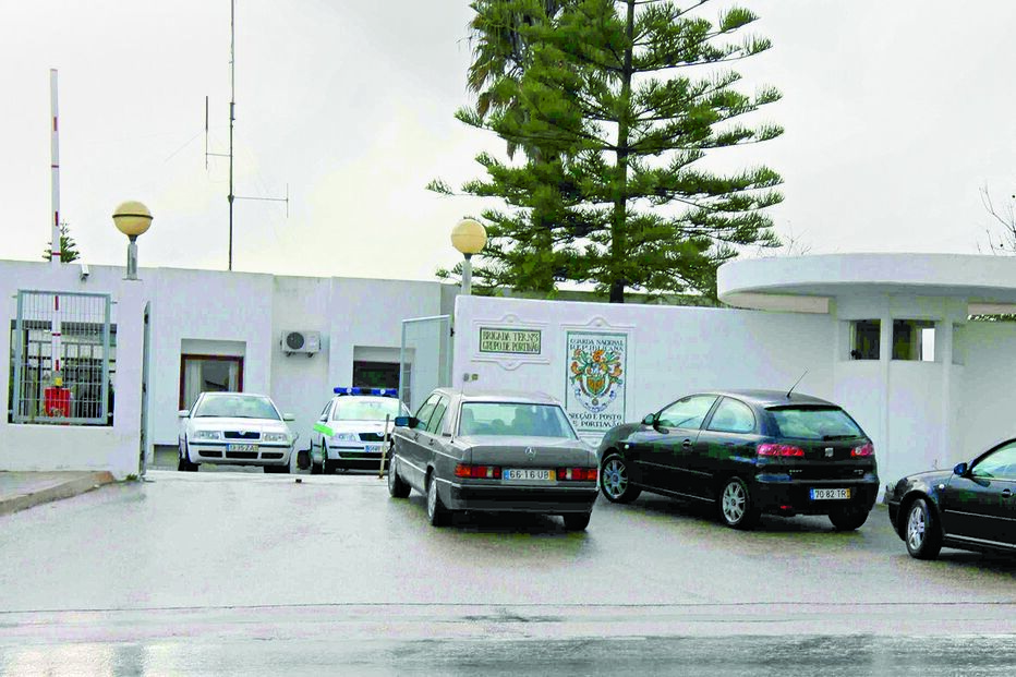 Traficava cocaína  em cadeira de rodas 