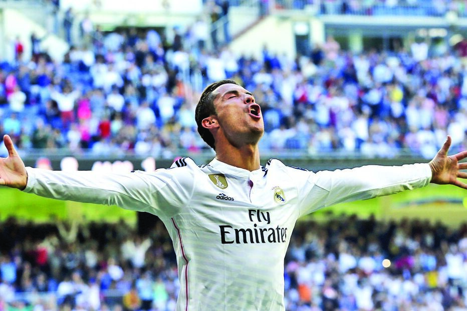 Ronaldo fica no Real até 2018  