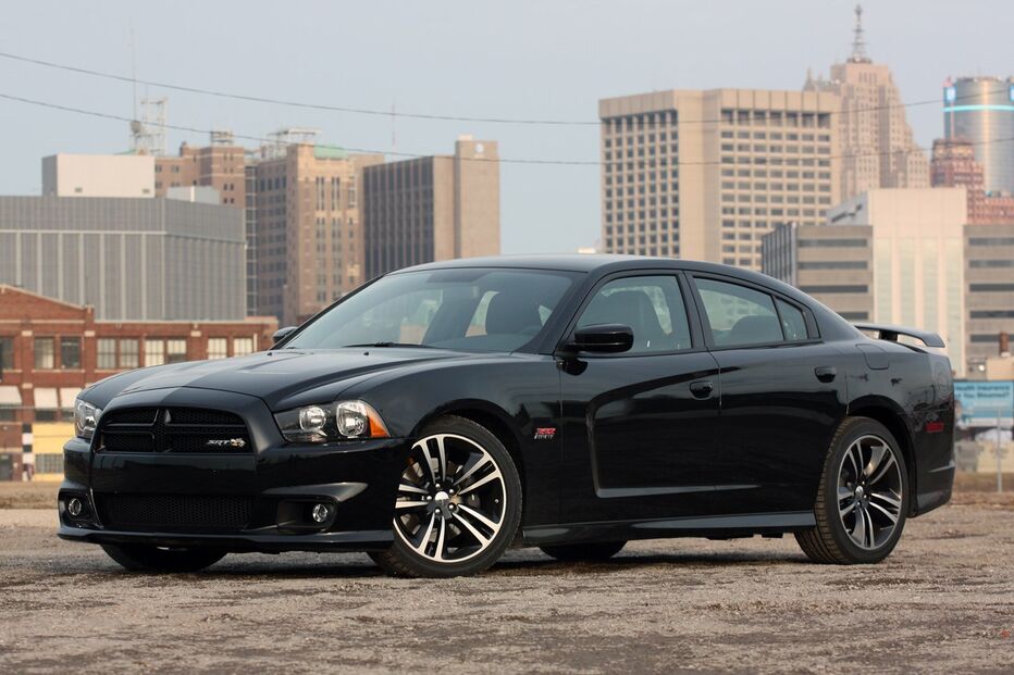 Lionel Messi, jogador, automóveis, carro, Ferrari 335 S Spider Scaglietti, Ferrari F 430 Spider, Audi R8, Maserati GranTurismo, Audi Q7, Dodge Charger SRT8, Lexus LX 570