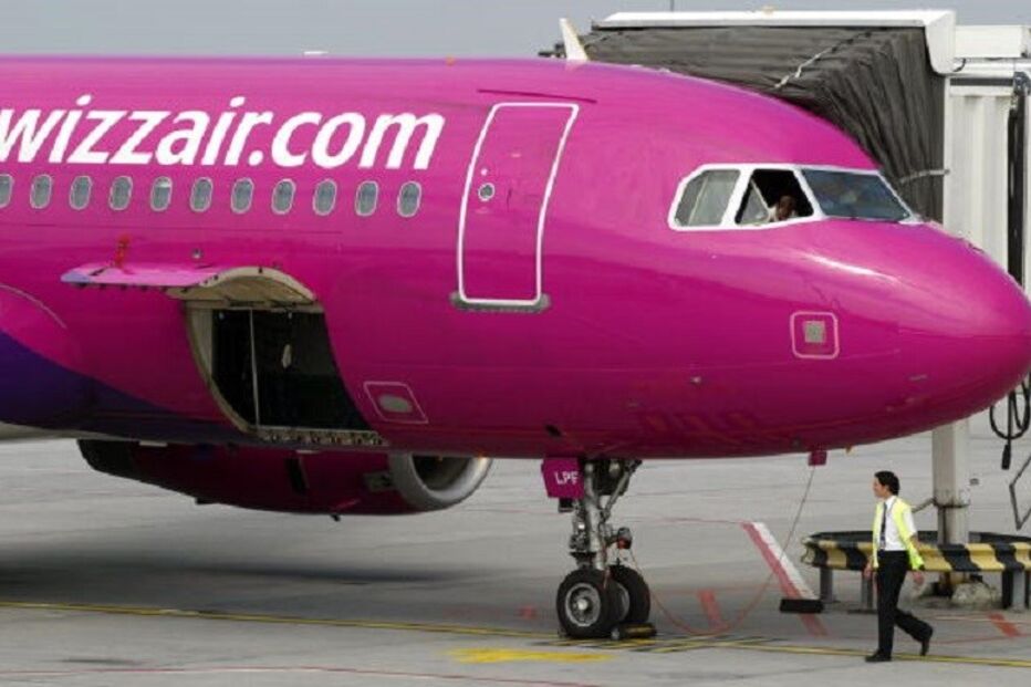 Wizz Air, Polónia, Porto, aviação