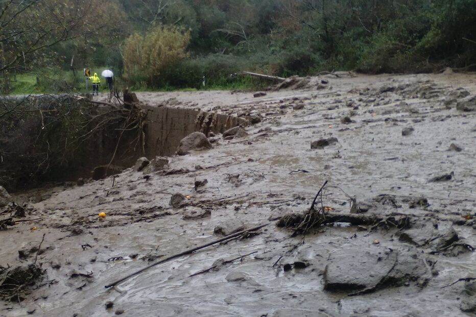 mau tempo, deslizamento de terras, Resende