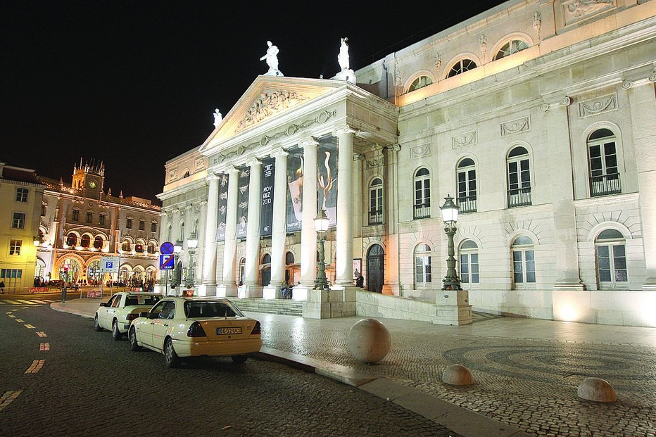 D. Maria II vai receber 4,8 milhões do Estado 