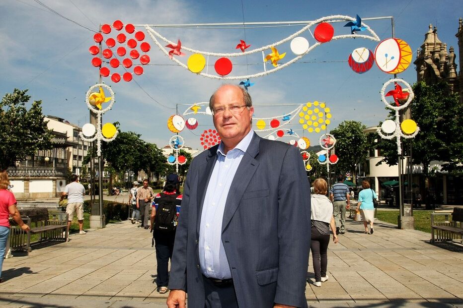 13-02-2016_03_32_16 13 vice mesquita.jpg