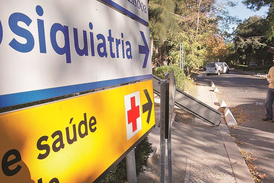 Hospital psiquiátrico, papel higiénico, denúncia, Júlio de Matos, Lisboa