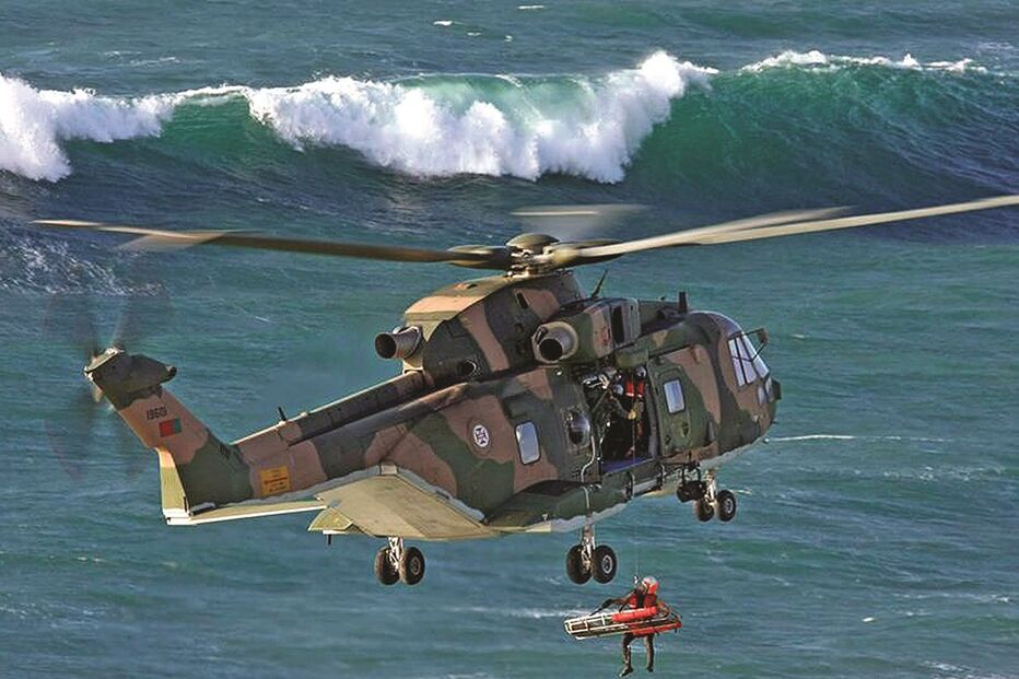 vidas, resgate, Ericeira, Helicópteros, EH-101, Merlin, Força Aérea