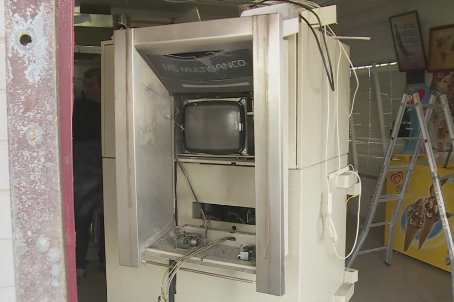 Algueirão, assalto, multibanco