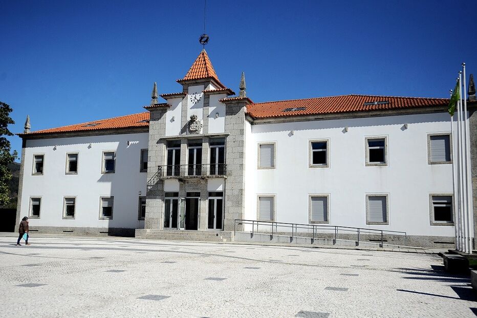 18-02-2016_02_10_43 21 cidades braga autarca.jpg