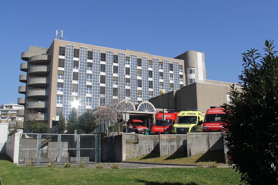 19-02-2016_23_00_57 18 rendas hospitais.jpg