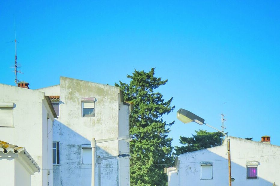 Obras em escola e bairros custam um milhão de euros 