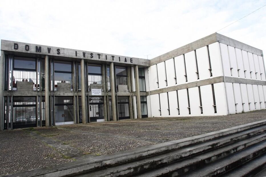 funcionário da Câmara Municipal de Caminha, Termo de Identidade, tribunal, jornalista