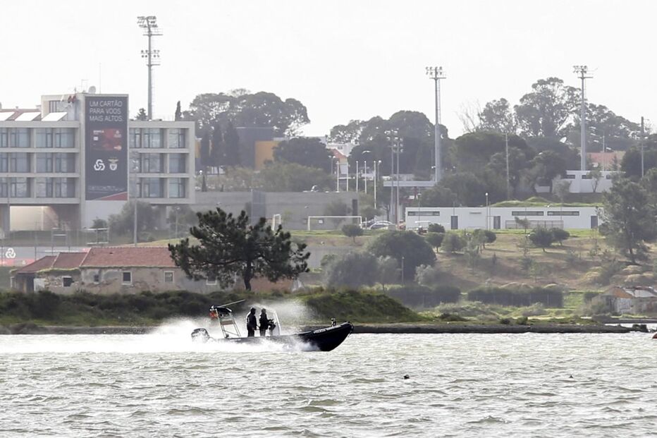 buscas, desaparecido, Barreiro, Tejo