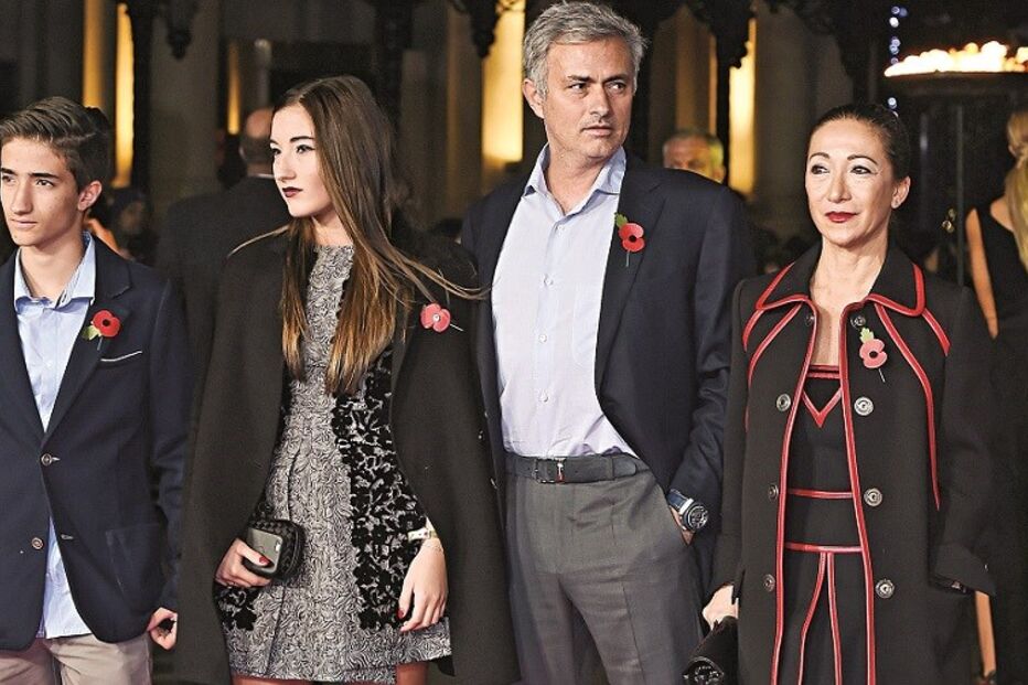 José Mourinho, Londres, Manchester United, Special One, José Mário, Chelsea, Yahoo, BT Sport, Estádio do Algarve, futebol