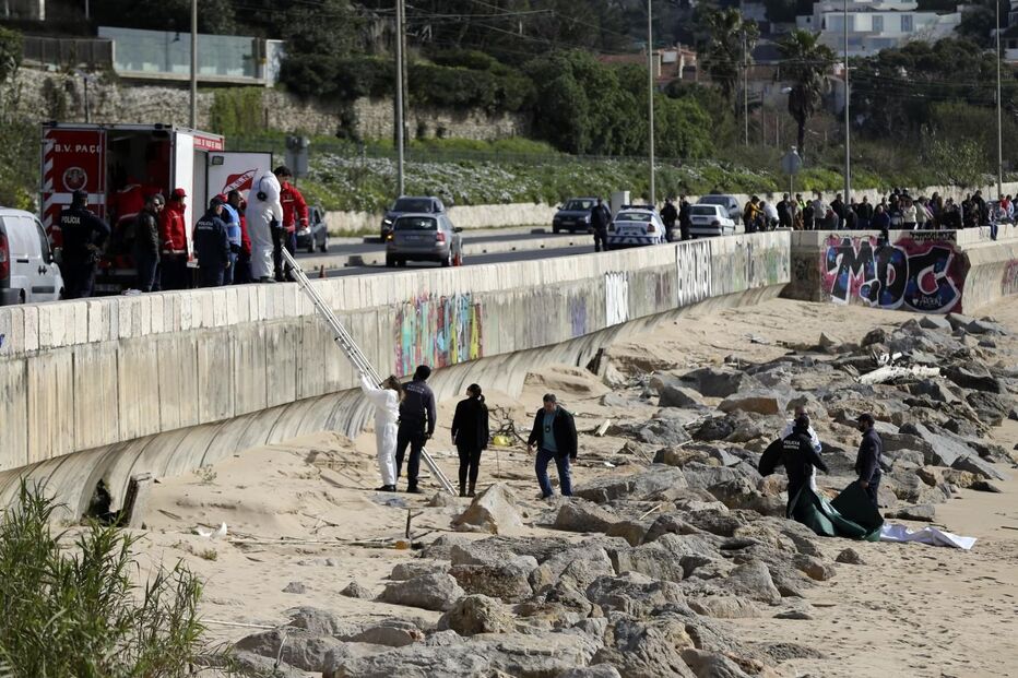 Homenagem, Samira, Viviane, praia da Giribita, Giribita, Caxias, Facebook, Nélson Ramos