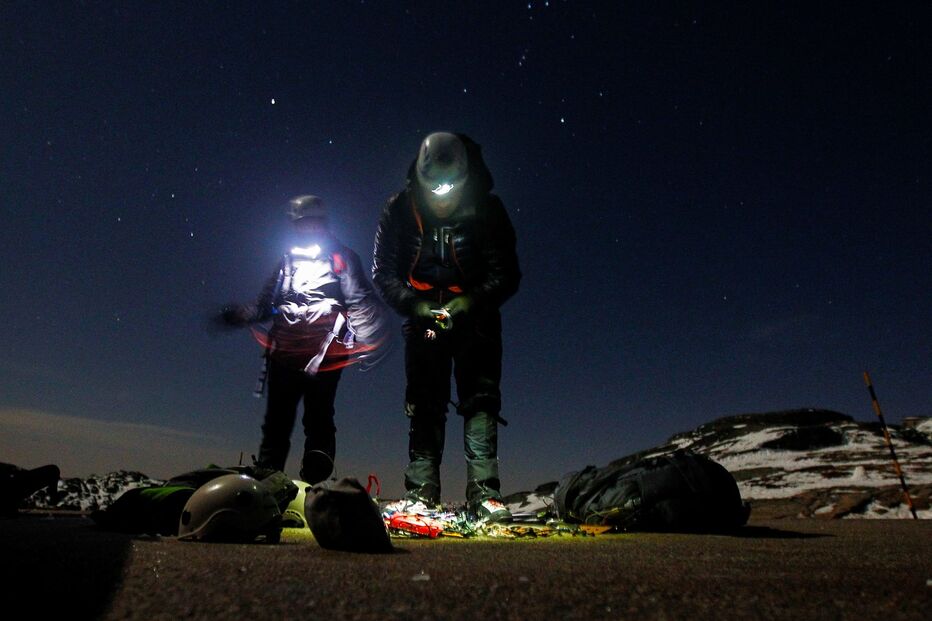 fotorreportagem, Cântaro Magro, Serra da Estrela, torre, gelo, neve, adrenalina, aventura, alpinistas, bússola, piolet, machados