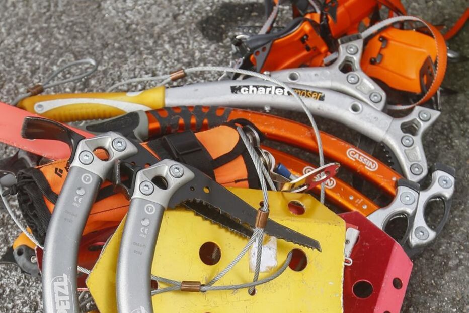 fotorreportagem, Cântaro Magro, Serra da Estrela, torre, gelo, neve, adrenalina, aventura, alpinistas, bússola, piolet, machados