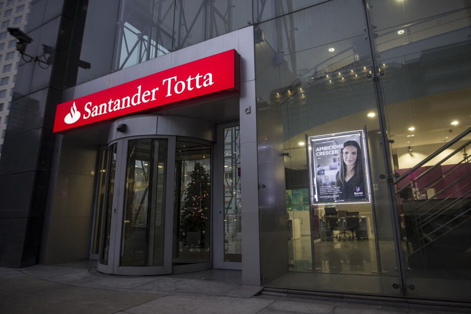 Banco Santander Totta, Banif, banca