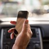 Mais de 300 condutores apanhados a usar telemóvel durante a condução