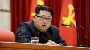 Kim Jong-Un envia prisioneiros para “trabalhar até à morte” em reconstrução de campo nuclear