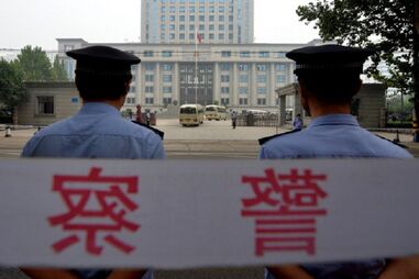 Homem é executado na China por raptar e vender pelo menos 11 crianças